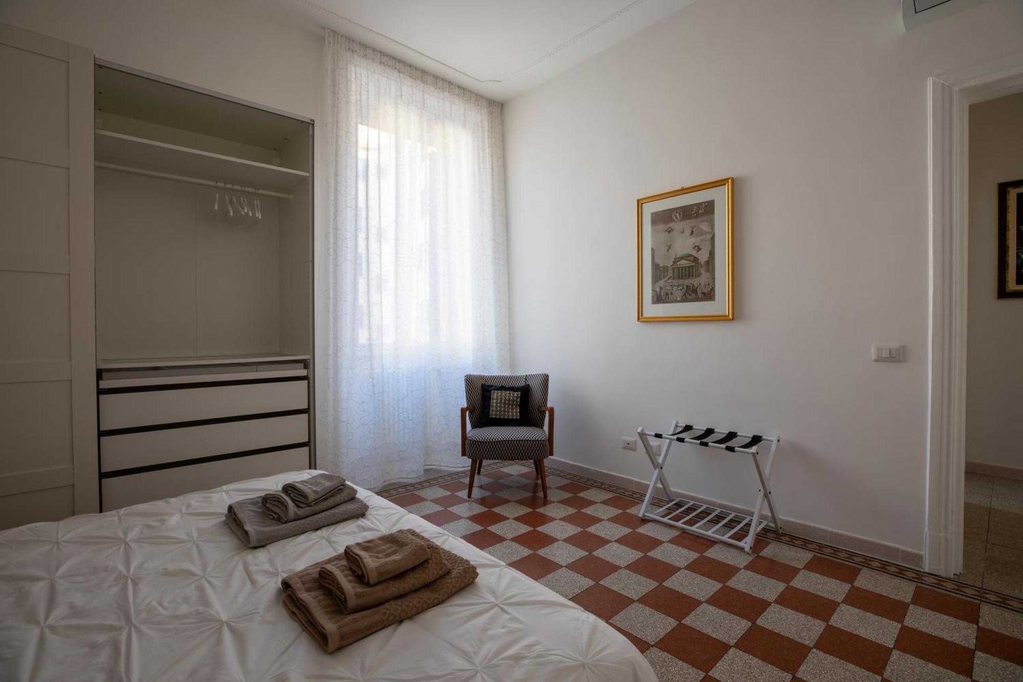 Appartamento Urbanpiramide - *